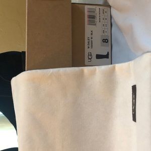 Ugg  w Daley knee high boots authentic